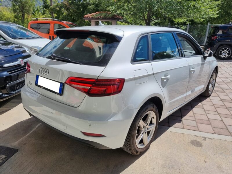 Audi A3 SPB 1.6 TDI 116 CV Sport