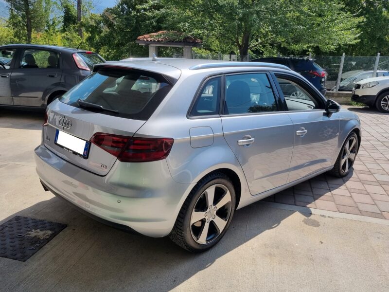 Audi A3 SPB 2.0 TDI 150 CV clean diesel S tronic Ambition