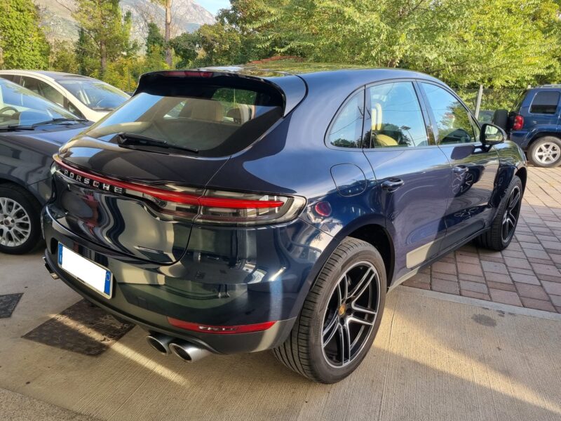 Porsche Macan 2.0 245cv pdk