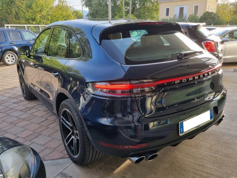 Porsche Macan 2.0 245cv pdk