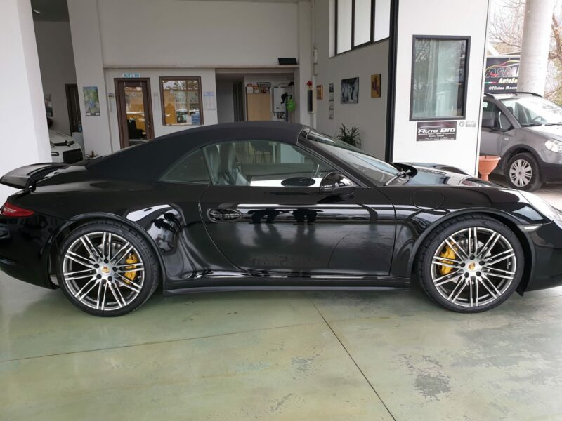 PORSCHE 991 3.4 CARRERA 4 CABRIO BLACK EDITION